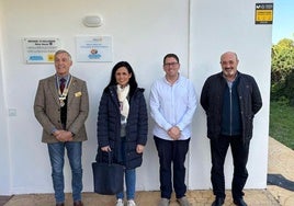 Martin Nathan (l) during the plaque unveiling at Afesol in Estepona.