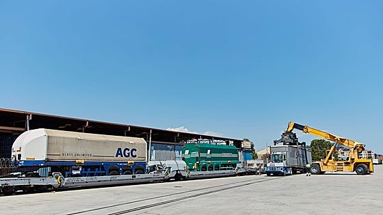 Rail tunnels in Malaga province to be adapted to accommodate large trains that carry lorries