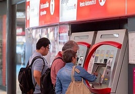 Free train journey passes for regular commuters in Spain will be available again from this Thursday