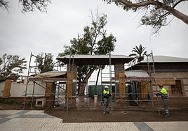 The work will restore the glazed tile roofs.