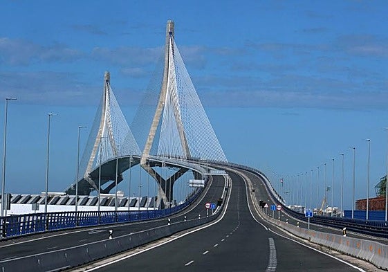 Spain's longest bridge is in Andalucía: how long is it and where exactly is it located?