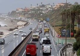 Traffic jam that formed near the Calaburras lighthouse.