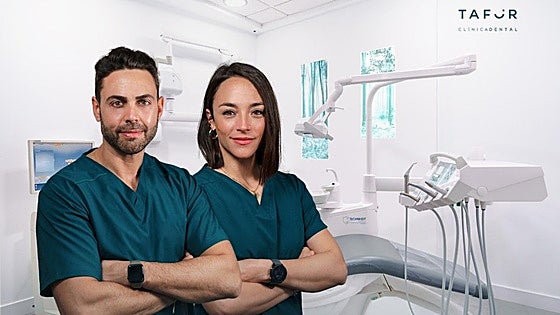 Smile Makeover with Dental Veneers at Clínica Tafur
