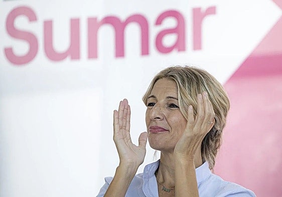 Cabinet ministers in Spain approve reduction in working week to 37.5 hours but with same salary