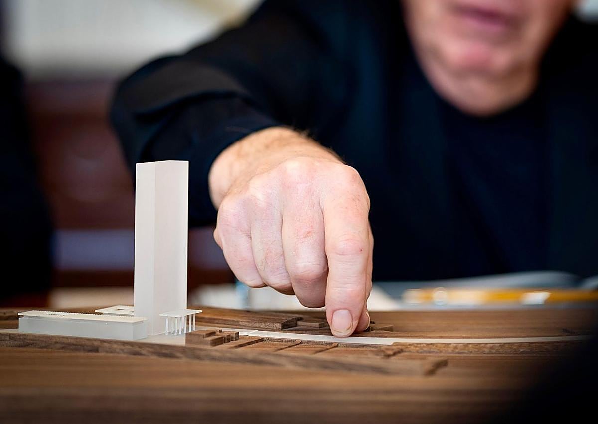 Imagen secundaria 1 - New concept unveiled for luxury hotel tower in Malaga port