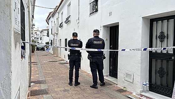 Young son of murdered woman in Benalmádena contradicts his father in front of police: 'Dad, it's not true, you killed mum'