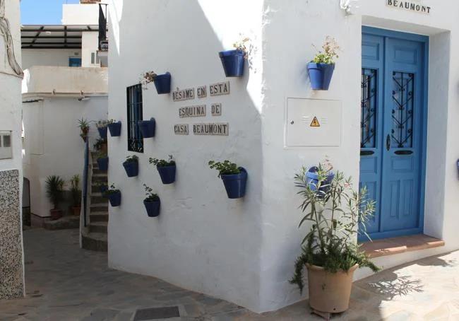 Kissing corner in Cómpeta.