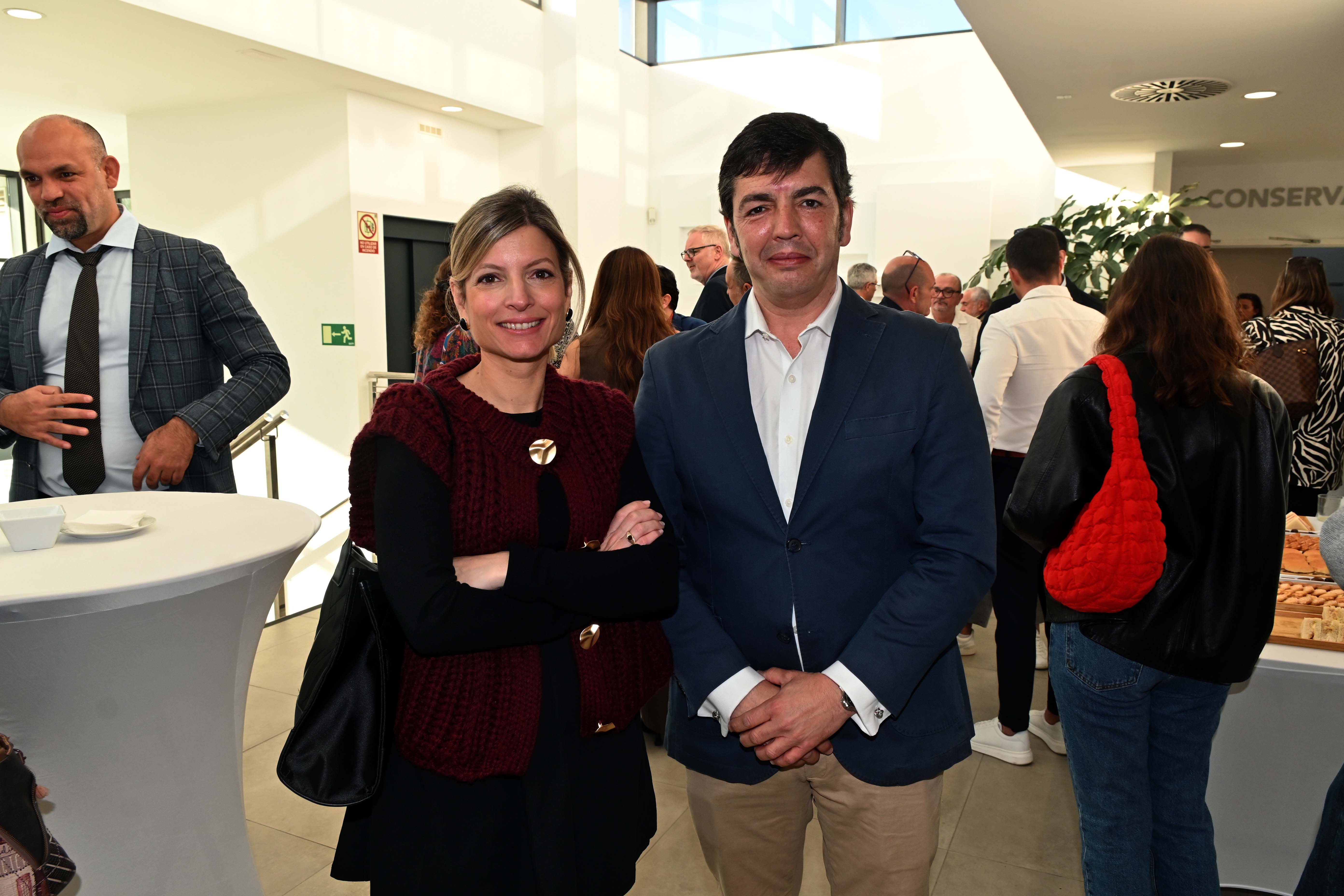 SUR in English real estate and property investment forum in Estepona, in pictures