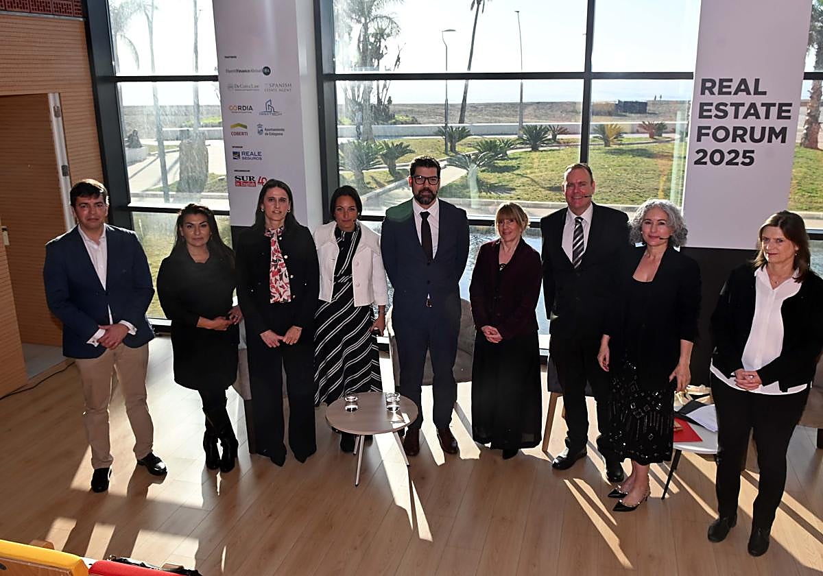 SUR in English real estate and property investment forum in Estepona, in pictures