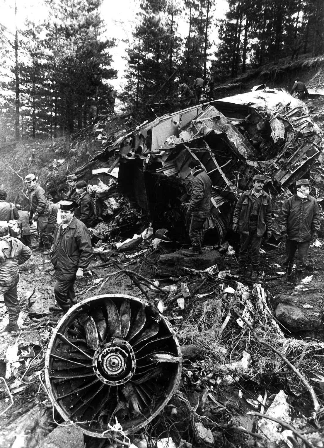 The two accidents at Rodeos (1977, with 583 deaths and 1972 with 155), the Avianca accident at Mejorada del Campo (1983, 181 deaths) and the Spanair accident at Barajas (2008, 154 deaths) are the four accidents with the most fatalities in the history of modern aviation. The tragic 'top 5' is completed by the Monte Oiz accident.