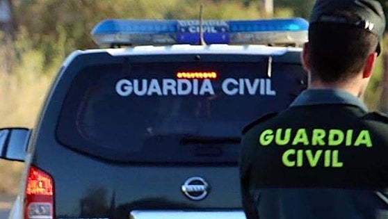 Guardia Civil officer seriously injured after being run over twice during hit-and-run incident on Costa del Sol