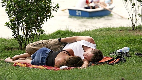 Three out of four Spaniards say they are satisfied with their sex life