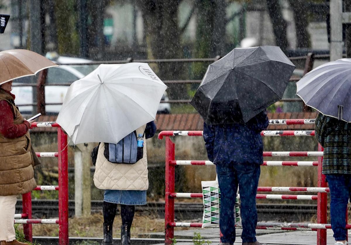 Aemet issues rare special warning for very heavy and persistent rain in Spain this week