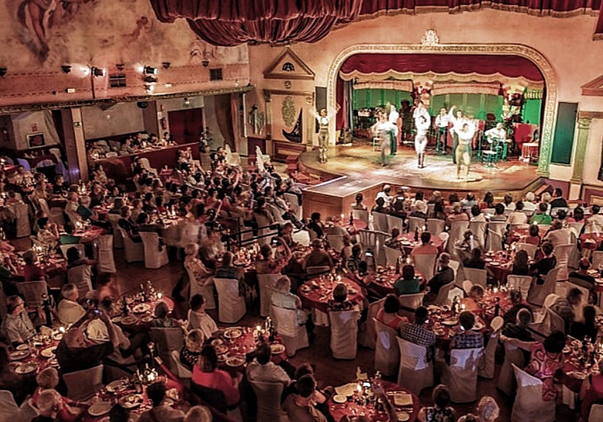 Carmen on the stage of El Palacio Andaluz in Seville.