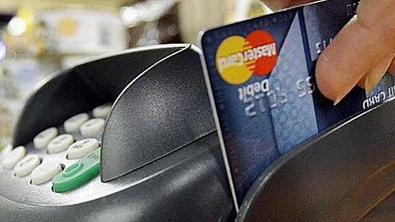 Holidaymaker in Spain recovers 4,000 euros stolen following credit card theft, despite bank initially refusing