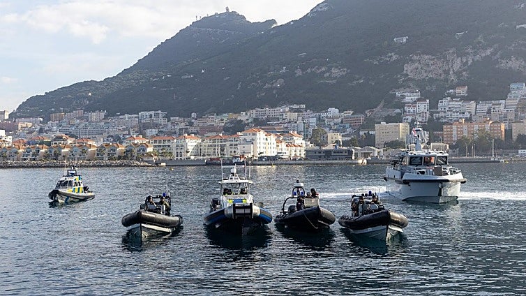 Royal Navy takes part in maritime exercises with Gibraltar police