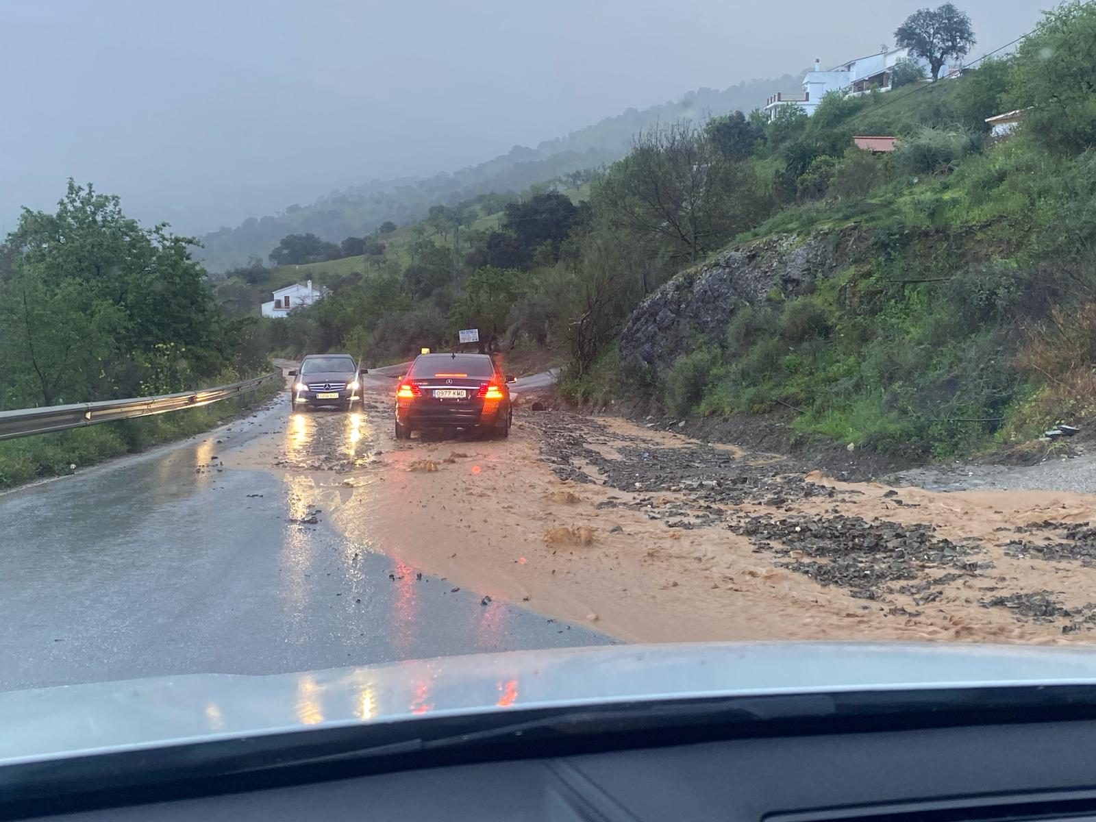 A road that passes through Casabermeja is reopened.