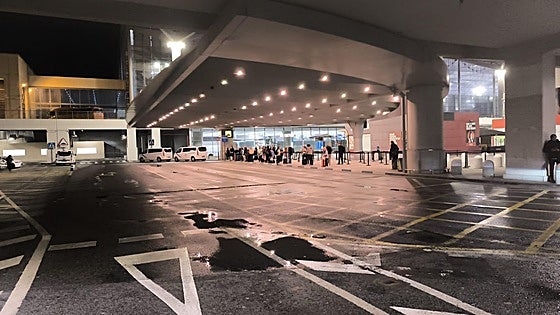 Taxi driver allegedly attacked with iron bar by 'pirate' operator at Malaga Airport