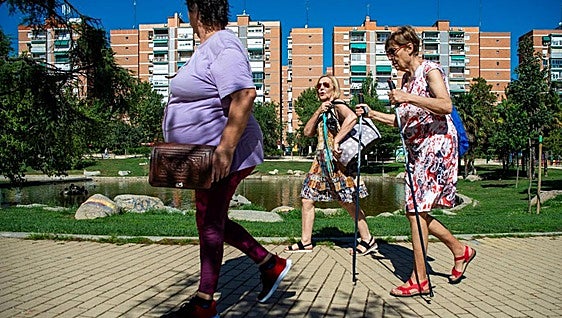 Pensioners in Spain are increasingly receiving more money than they have contributed, except for one group