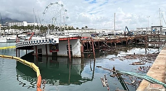 Scrapping of legendary Willow paddle steamer in Benalmádena marina enters final stage