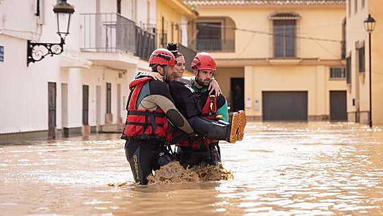Storm Laurence deposits almost 100mm of rain leading to flooding in several areas of Malaga province