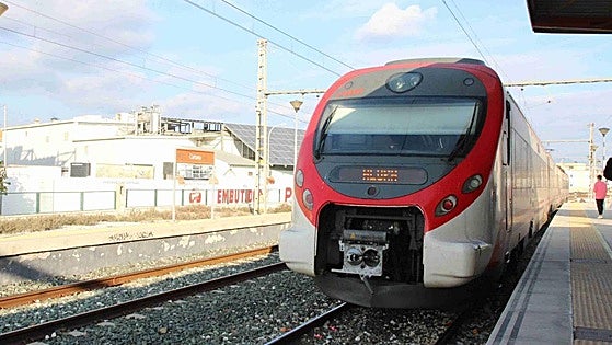 Guardia Civil interrupts trains in Álora for three hours in search of missing child