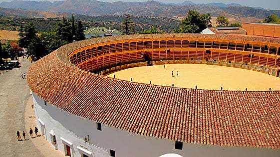 Major 3-million-euro plan unveiled to save Ronda's shifting historic bullring