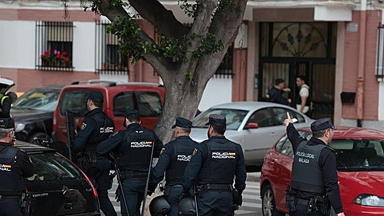 Police arrest Malaga barbershop shooter who injured four people in broad daylight attack