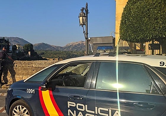 File image of a National Police vehicle in Ronda.