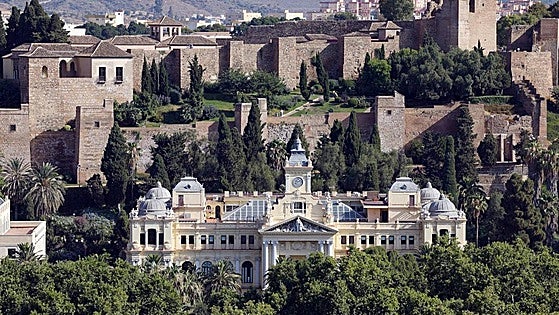 These are the municipalities in Malaga province that collect the highest amount per head in local taxes
