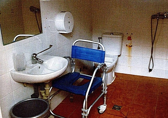 Private care home in Malaga closed down due to serious hygiene concerns, in pictures