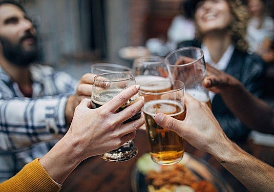 Shop worker sues company in Spain after traditional Christmas meal was replaced with in-store breakfast