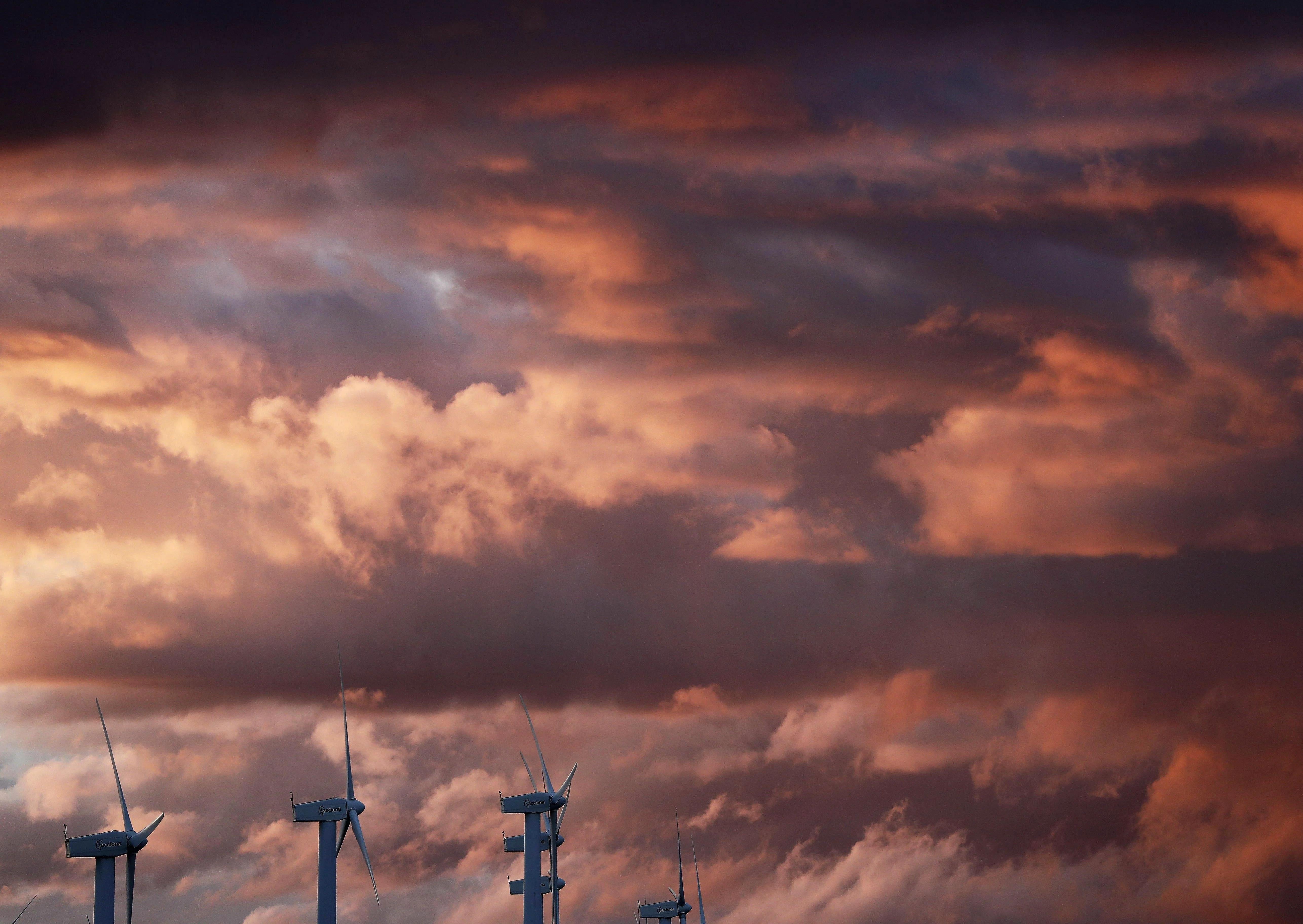 Electricity price chaos slows rollout of renewable energy projects in Spain