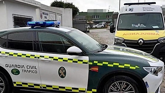 Ambulance driver loses unfair dismissal appeal for breakfast stops while carrying patients