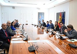 The PM and ministers met with energy company bosses on Tuesday.