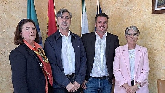 Socialist mayor returns to power after vote of no confidence in Malaga village