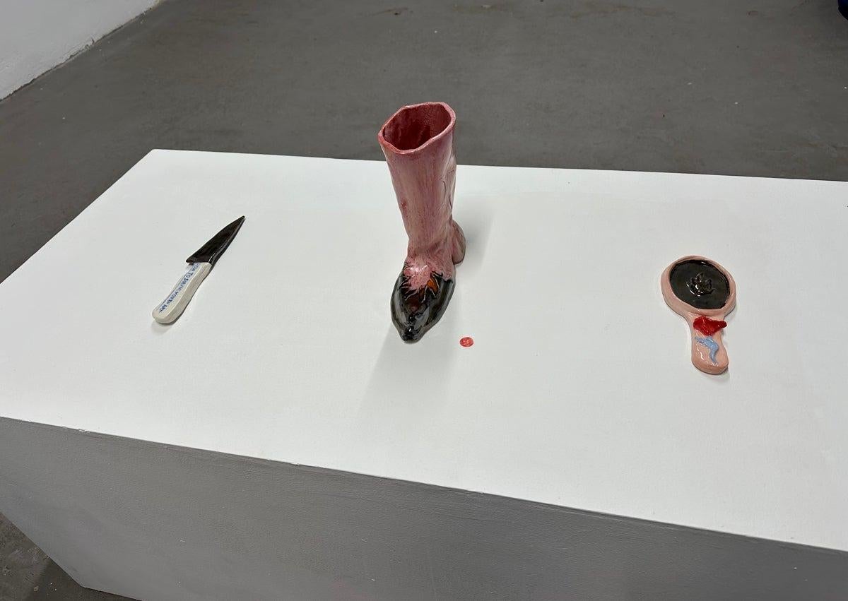 Imagen secundaria 1 - Malaga artist Patricia Paz takes her pop, symbolic art to Madrid
