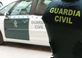 Man arrested for robbing petrol station in Coín and threatening two employees with hedge-cutting shears