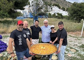 The paella prepared for more than 100 people.