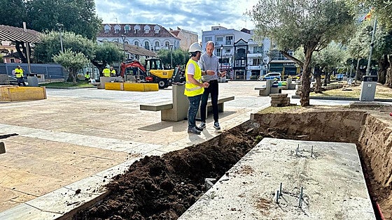 Installation of 'We are Spain' project in Fuengirola begins