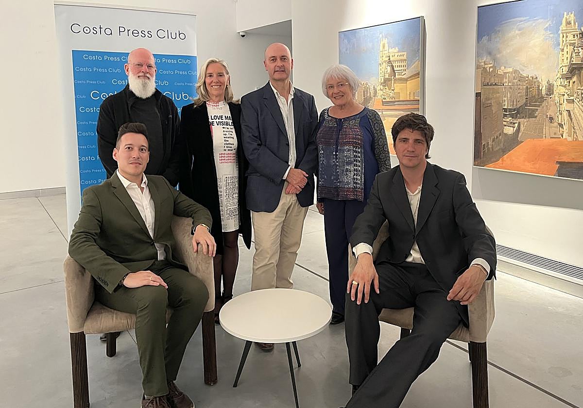 Imagen principal - Costa Press Club members advised to &#039;watch this space&#039;