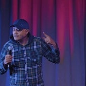 UK-based international standup comedian Nik Coppin.