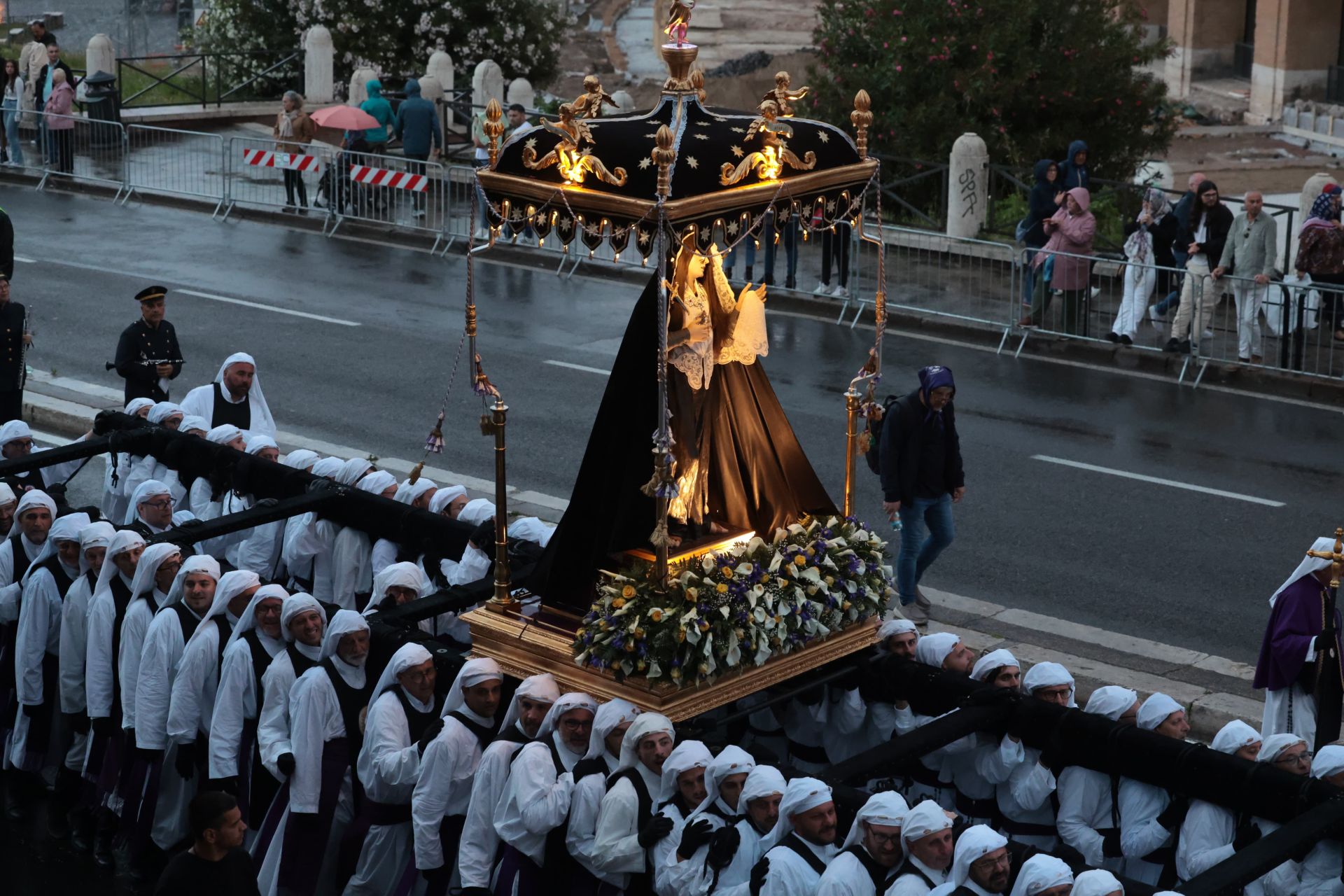 La Esperanza's grand tour of Rome - in pictures