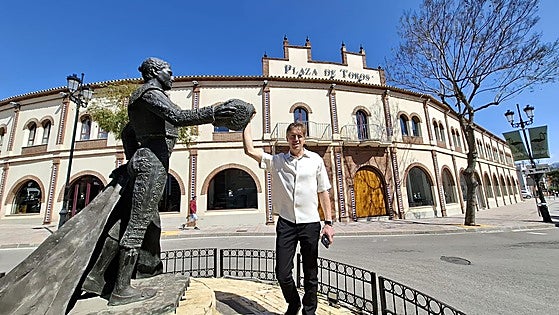 Swede turns Fuengirola's bullring into macro cultural space