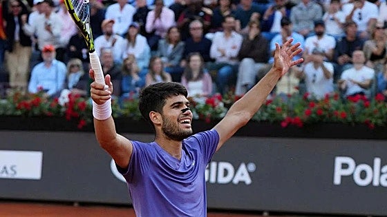 Spain's Carlos Alcaraz topples world tennis number one in Rome thriller