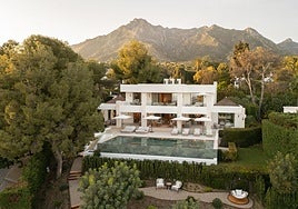 This is the mansion for sale in Marbella for 25 million euros.