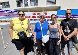 Yolanda Grela (third from left) joined by her neighbours.