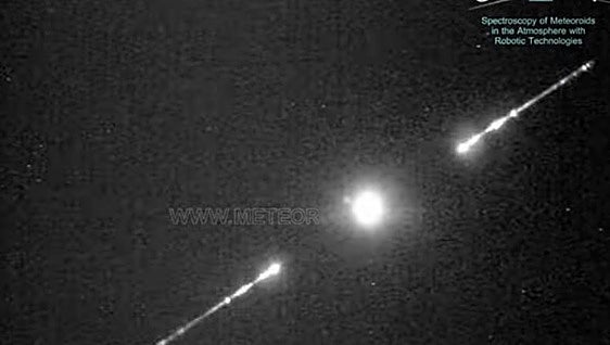 Spectacular fireball streaks across Andalucía's night sky
