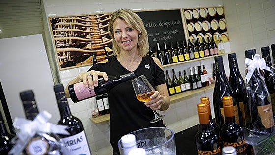 'My wine' for 'your wine' - Dutch business owner switches Malaga restaurant Vino Mío for shop Vino Tuyo