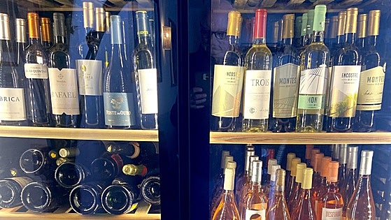 Hen party landed with 39,000-euro wine bill after menu mix up in Madrid